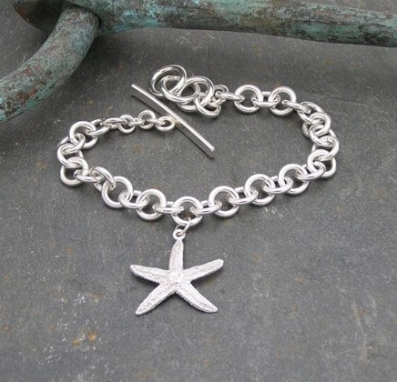 Starfish wrist chain - Wrist chains from £258 by Fay Page